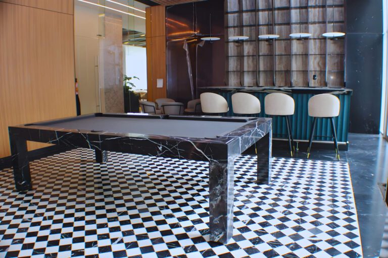 Blum-Santa_Fe-Areas_comunes-Salon_de_adultos_1_gxzybs